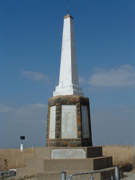 [450px-Spion_Kop_Memorial.JPG]