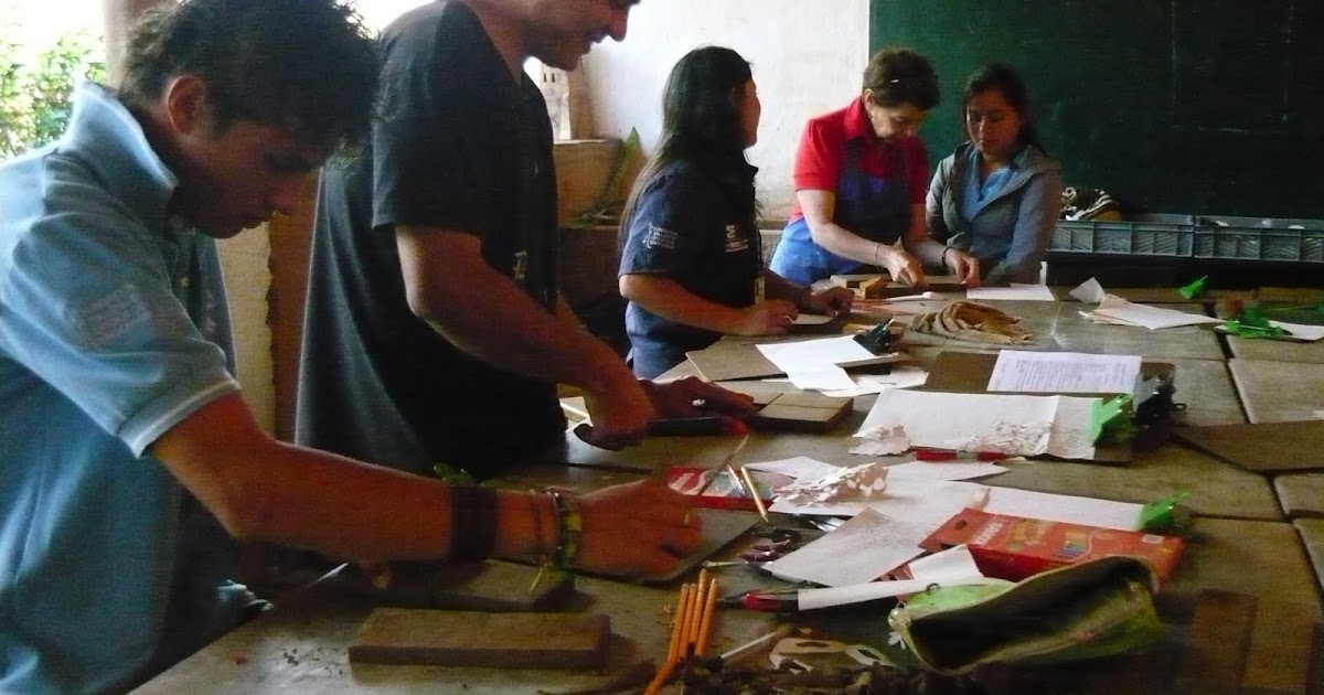 DECORACION DE BALDOSAS Y CERAMICA UTILITARIA: Decoracion de Baldosas en