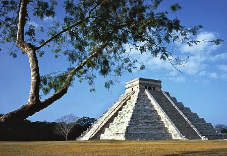 [new---+pyramid@chichen+Itza.jpg]