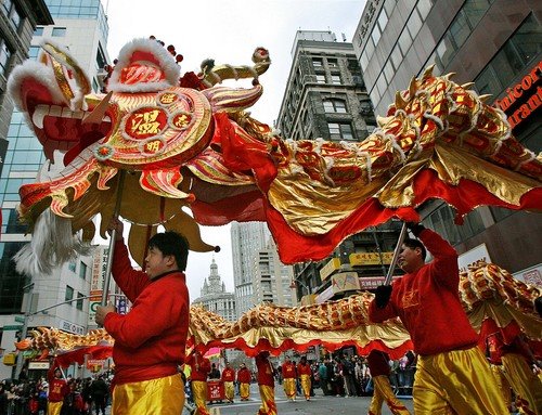 [tradition-of-chinese-new-year-parade.bmp]