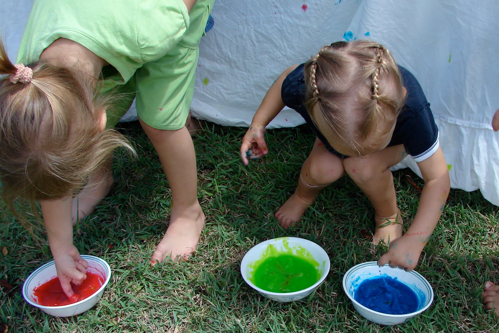 Raising 4 Princesses Washable Finger Paint Recipe
