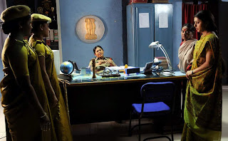 Actress Bhoomika Chawla in Saree Photos Gallery