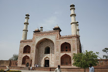 Mausoleu d'Akhbar