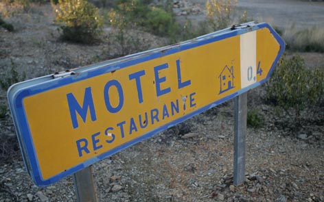 [MOTEL.jpg]