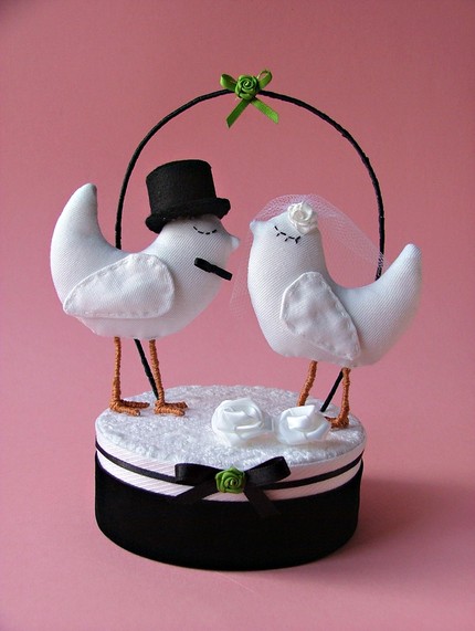  handmade sewn bird cake toppers from Portuguese designer PingaAmor