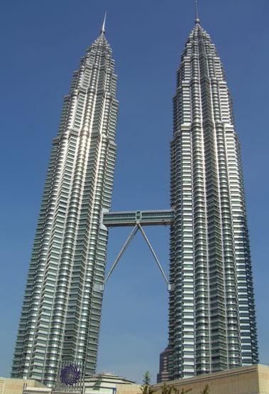[Petronas+Twin+Towers.JPG]