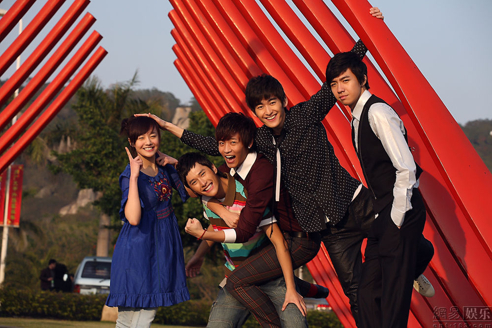 a frozen little tanghulu... Meteor Shower 2 episode one thoughts