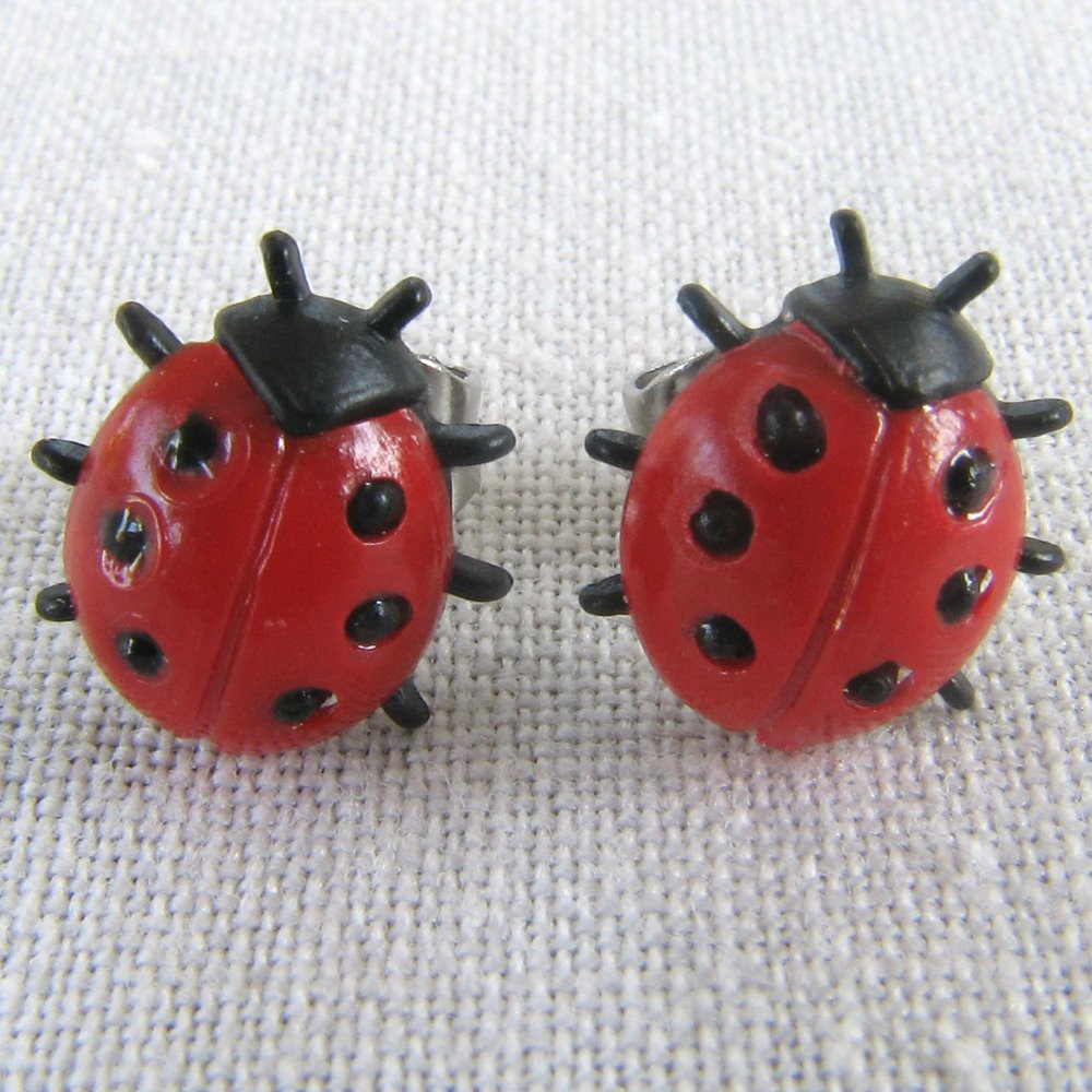[Lady+Bug+stud+earrings1.jpg]