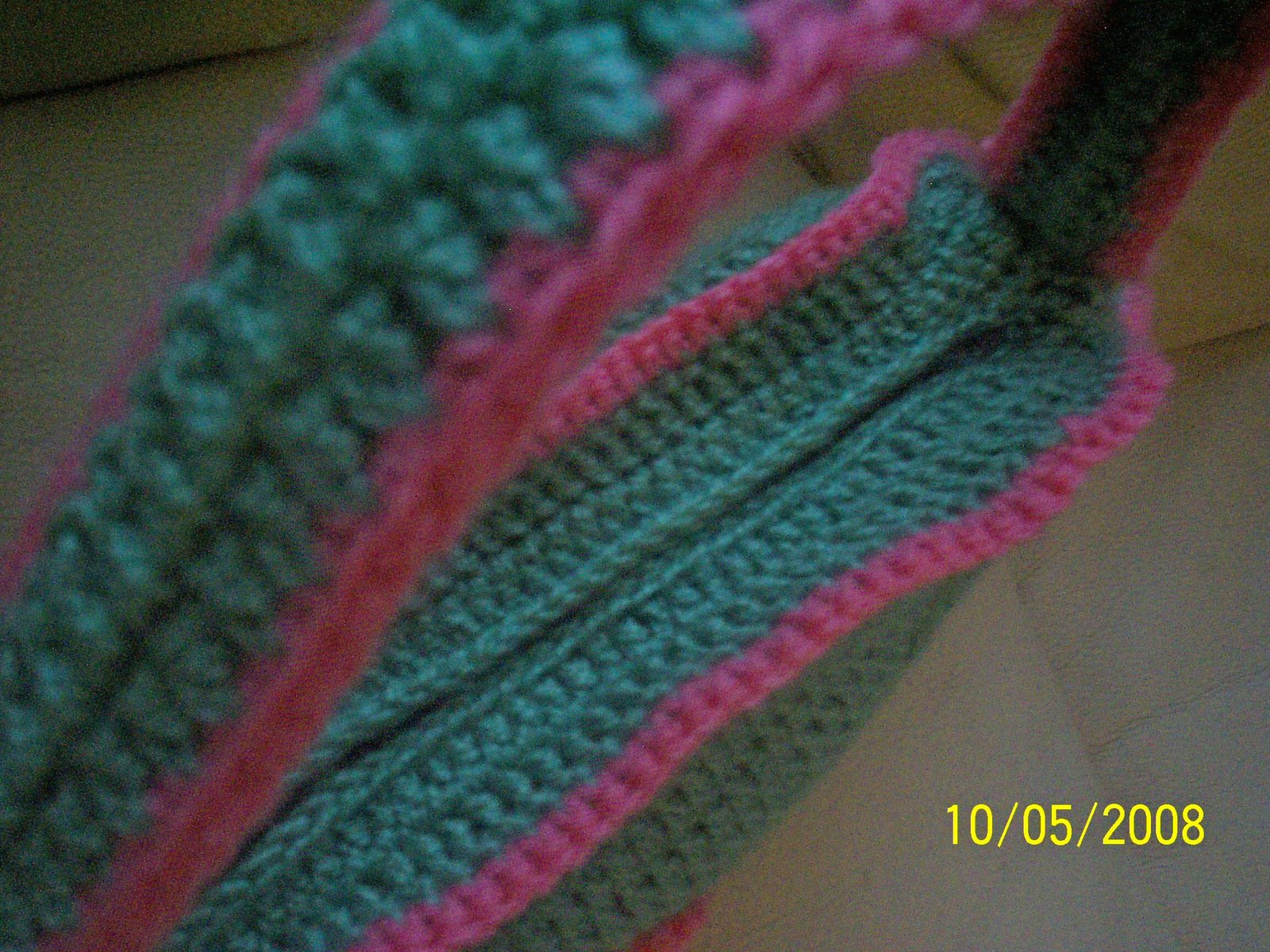 [bolsa+verde+com+rosa+2.jpg]