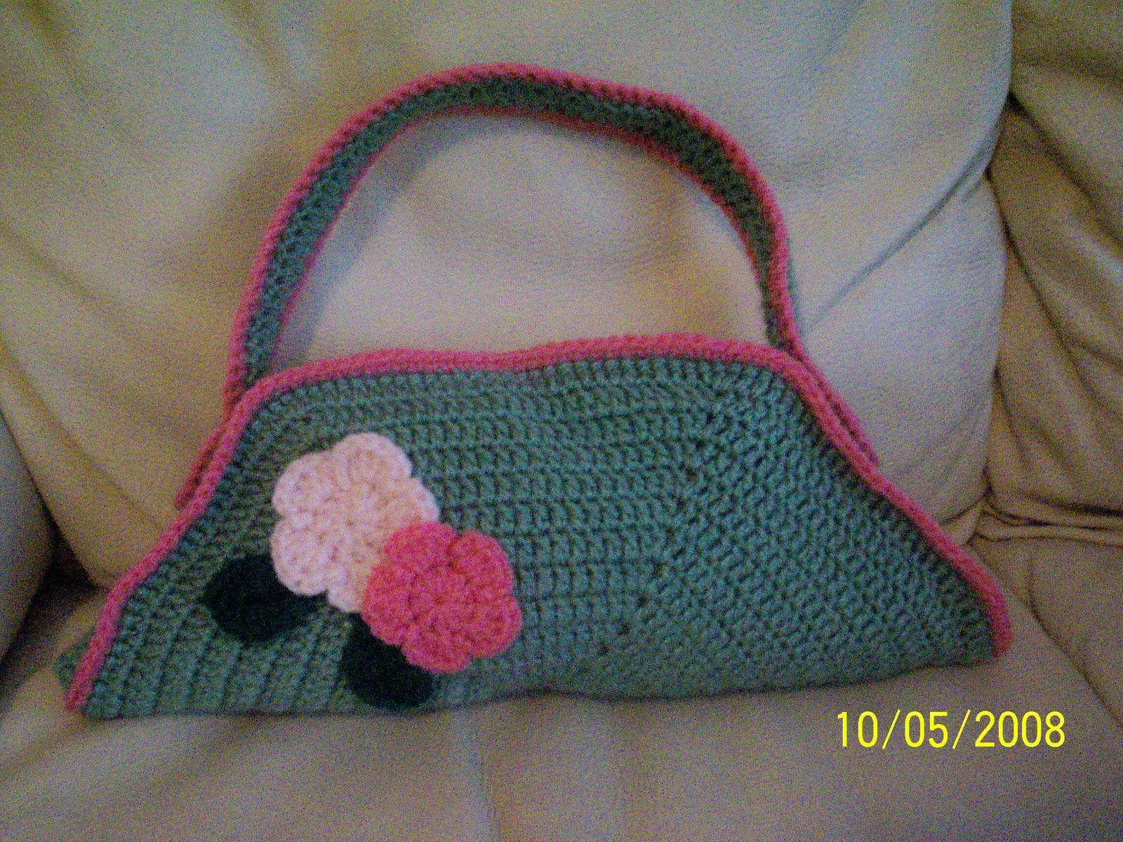 [bolsa+verde+com+rosa.jpg]