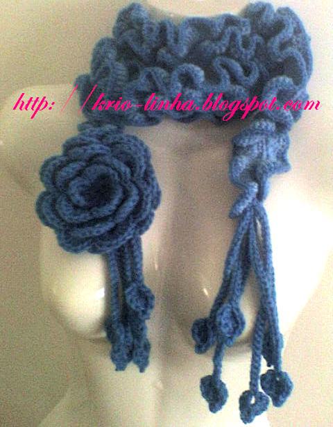 [Cachecol+blue+rose.JPG]