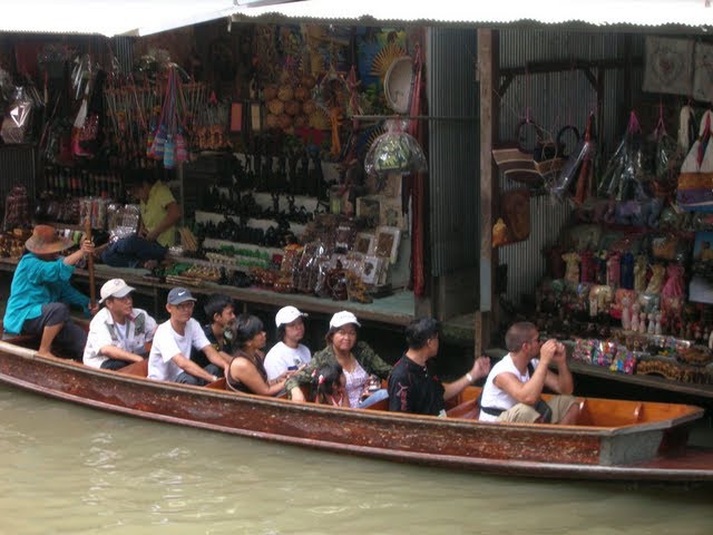 [floating+river2.bmp]