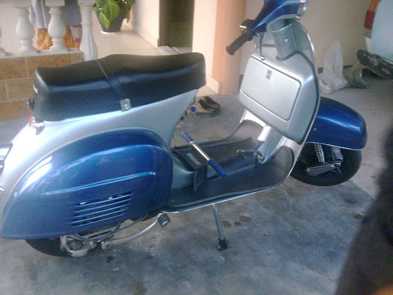 CHELSEA VIA VESPA