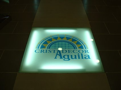 ROTULACION EN VINILO SUELO