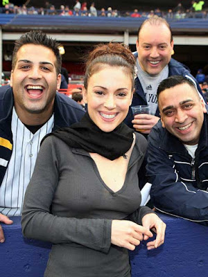 There's Alyssa Milano showing off her good points at good old Shea Stadium