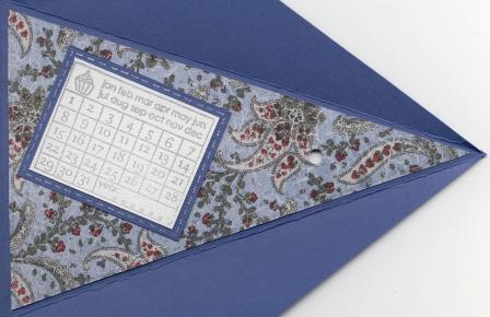 [40,+Pyramidekort+19,+inni.jpg]