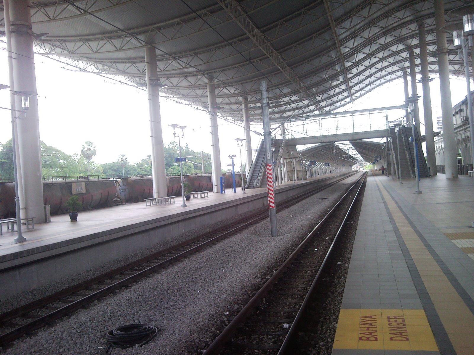 [SNC00097.jpg]