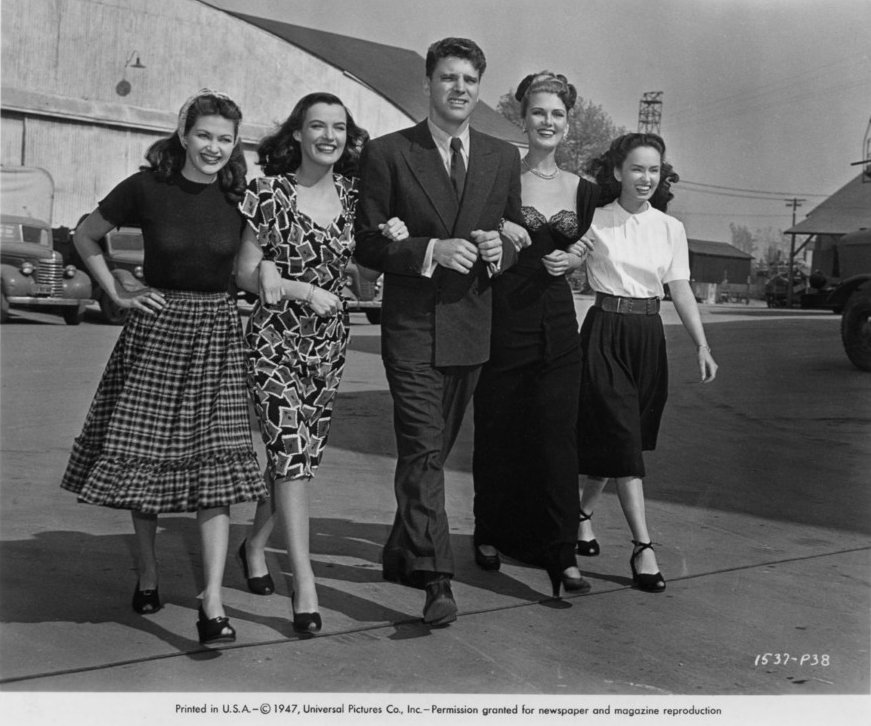Brute Force 1947 - YouTube