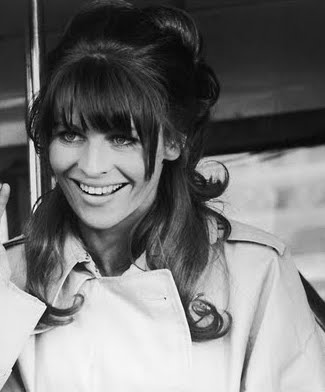 [JULIE7.bmp]
