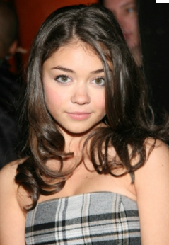 Sarah Hyland Biography | Foto | Celebs Hot Photo - Biography And Gossip