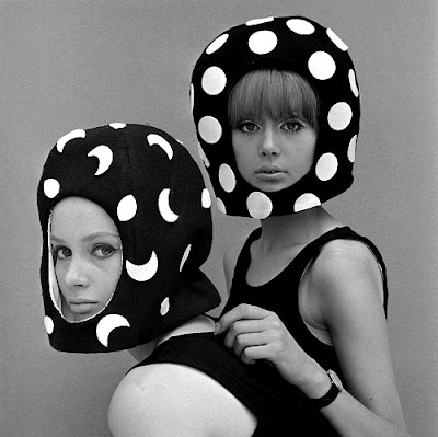 Sixties Fashion on Glamoursplash  Space Age Fashion In The 1960 S