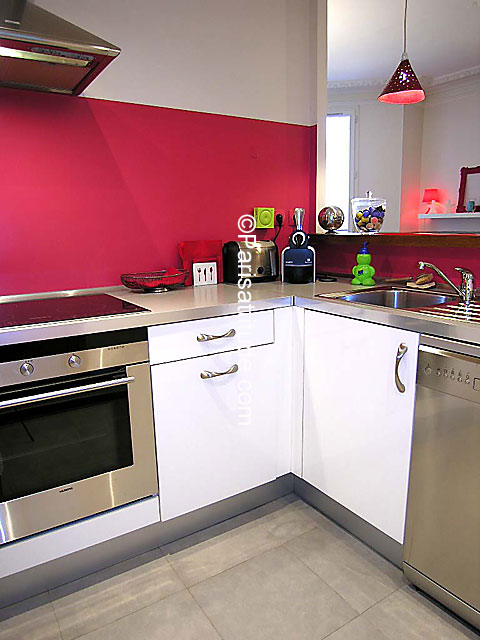 [4269kitchen.jpg]