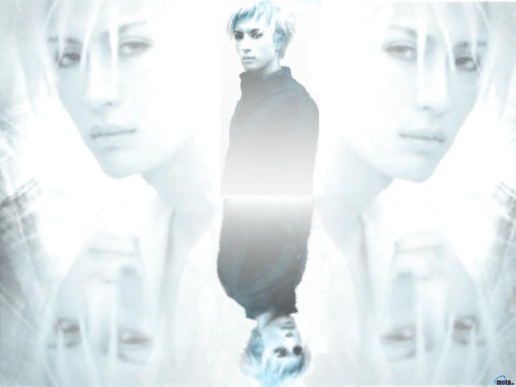 [wall_gackt_027.jpg]