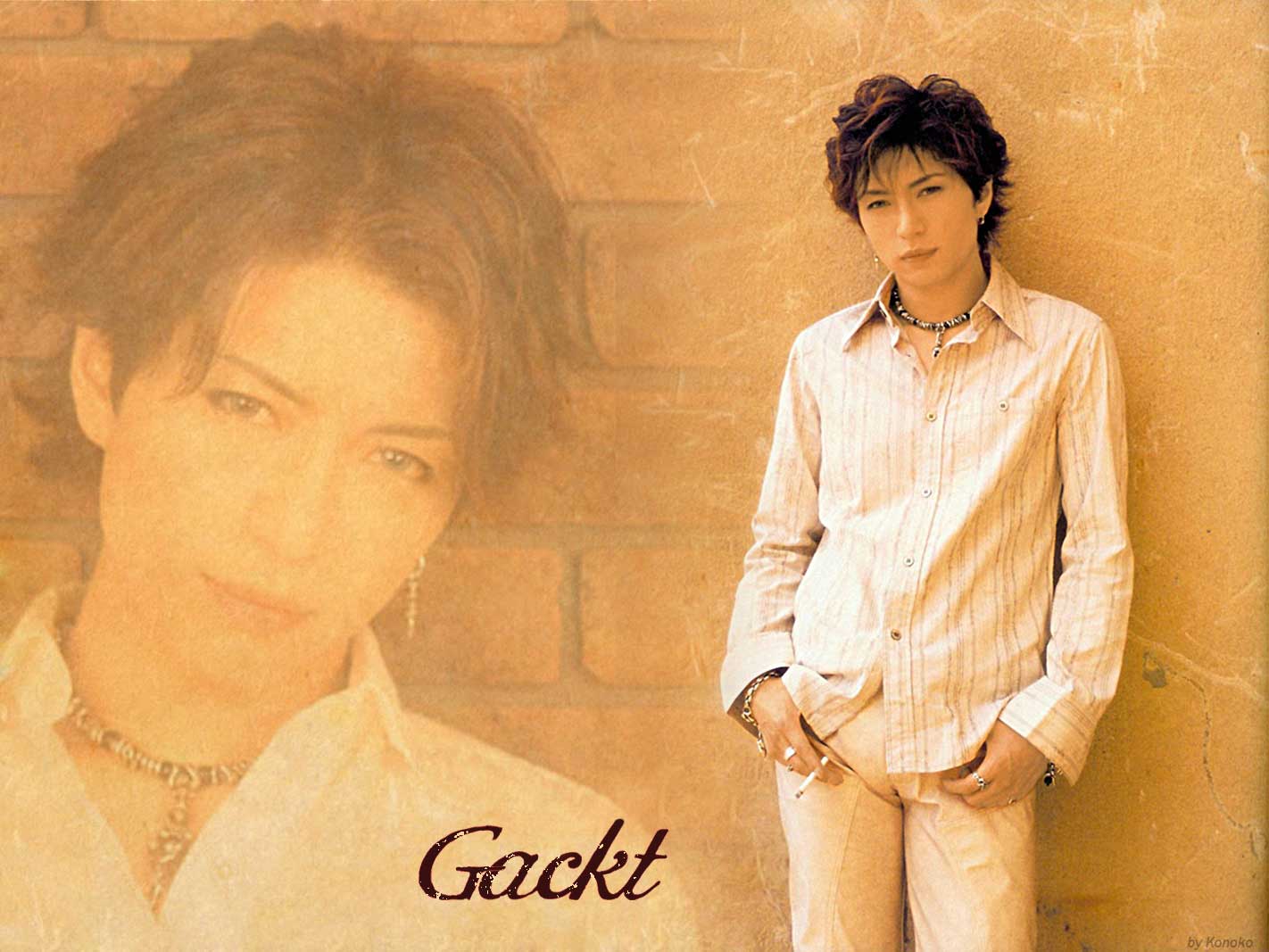 [wall_konoko_gackt_crescent2.jpg]