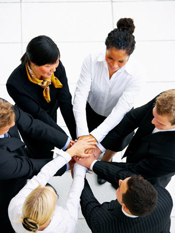 [relaciones-como-trabajar-armonia-amigos-460x345-la.jpg]