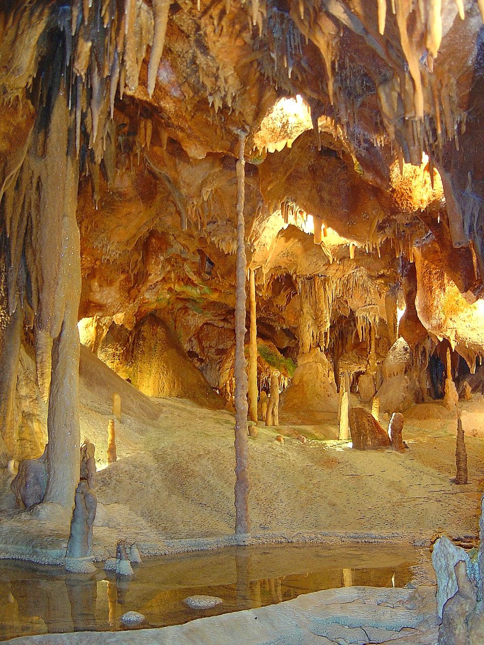 [grutas+12.jpg]