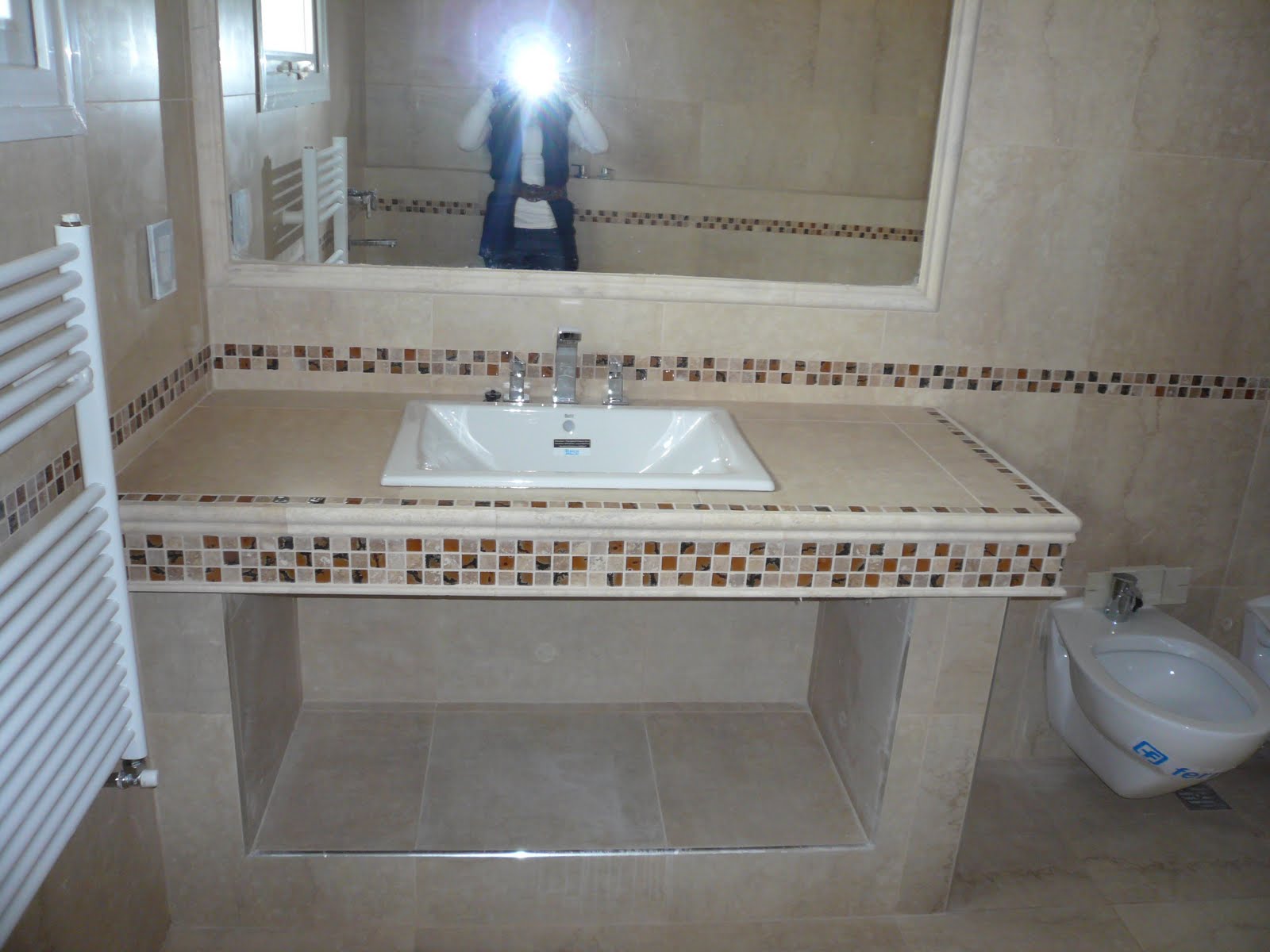 ESPECIALISTA EN CERAMICOS Y PORCELANATOS | Mesadas para baños