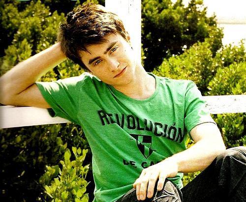 Daniel radcliffe equus photos girlfriend height and emma watson wiki official site broadway virginity biography equus photos video review tickets interview