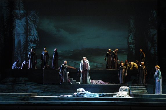 [33534_tristaneisolda.jpg]