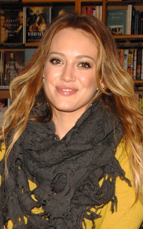 Hilary Duff, World AIDS Day, Entertainment