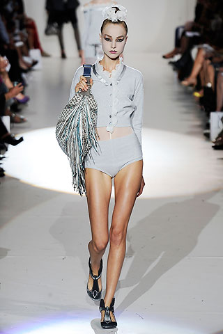 [Marc_jacobs_via_style.com]