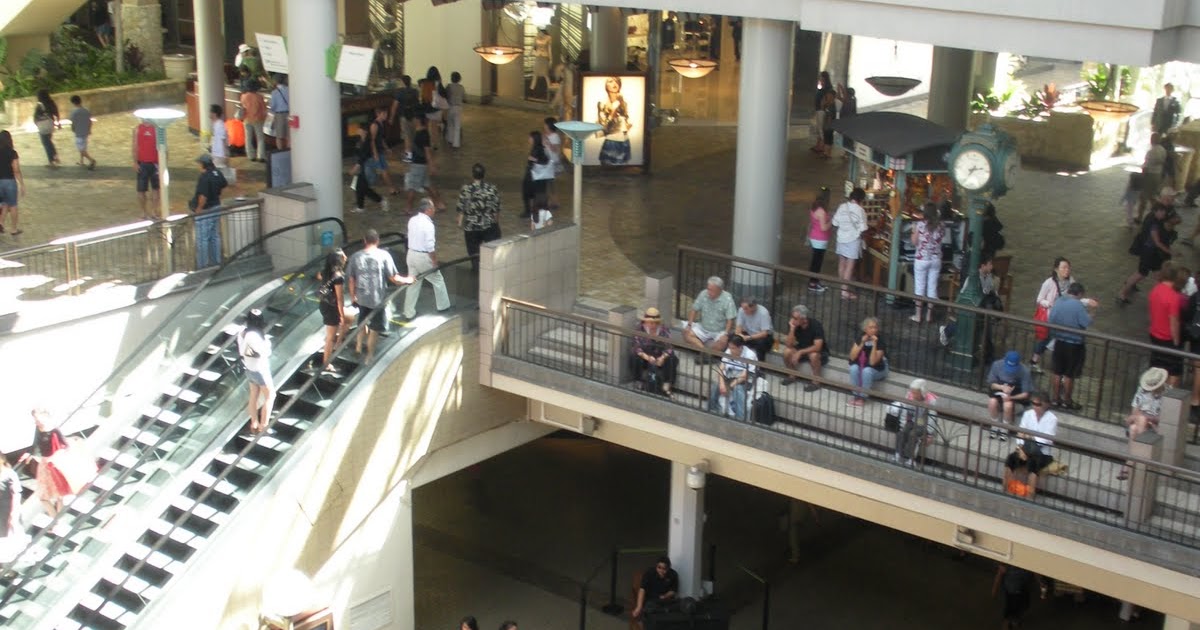 Quarterlife Adventures Another Day at Ala Moana Shopping Center