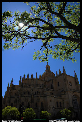 Segovia Monta Tanto, Tanto Monta, su Alcázar, su catedral y la Iglesia de la Vera Cruz