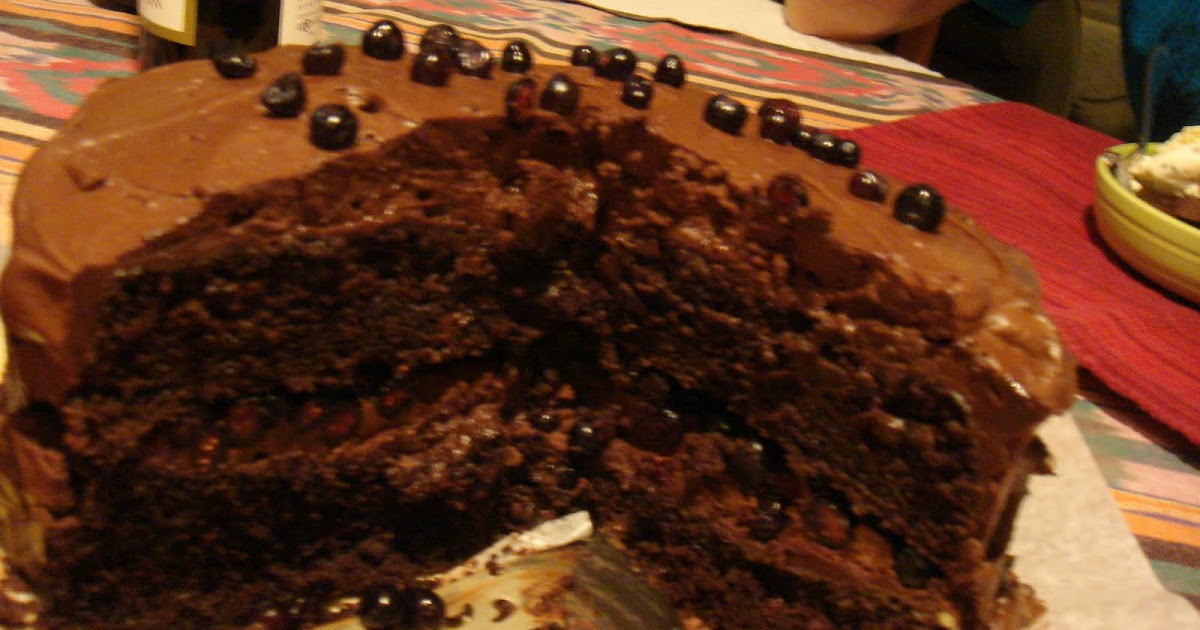 Knitting, Singing, the Universe and all.... Chocolate Huckleberry Cake