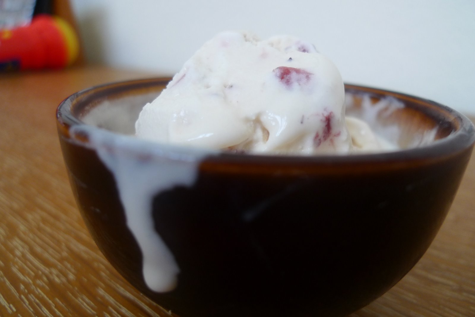 [Strawberry+Icecream.jpg]