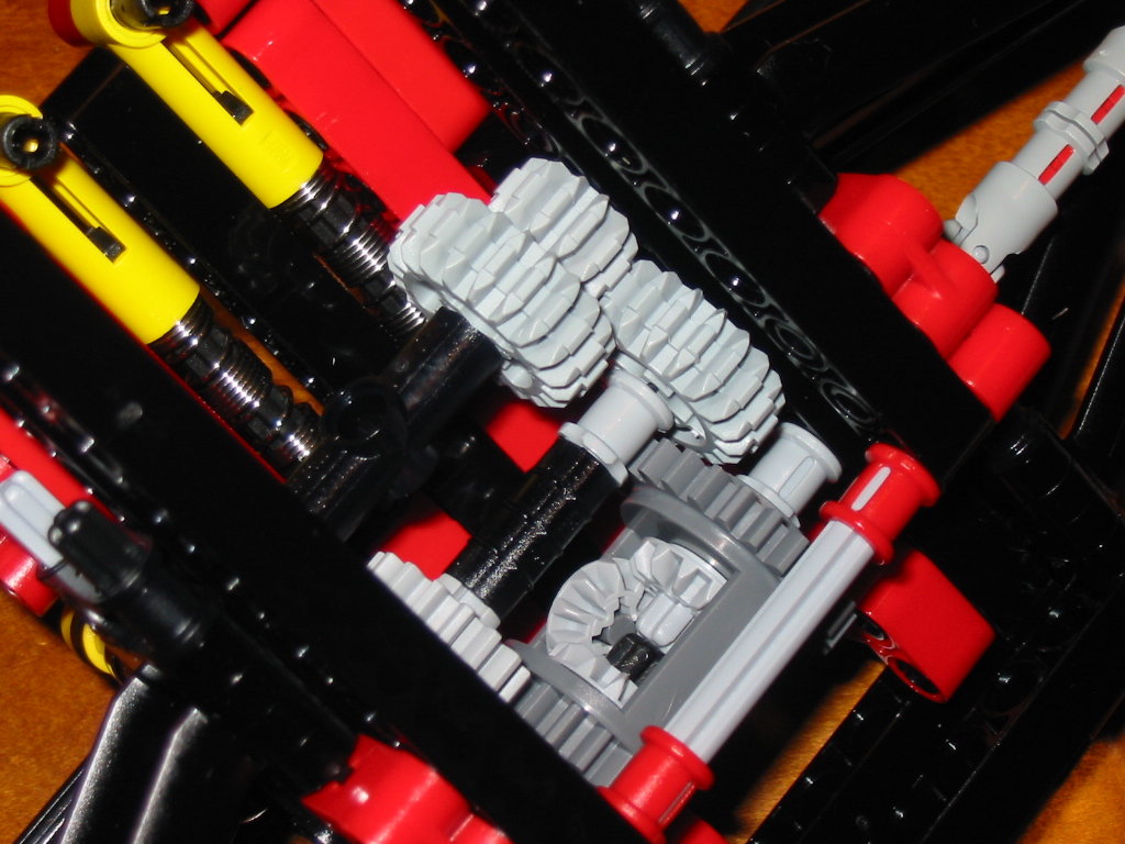 [LegoFerrari_10.JPG]