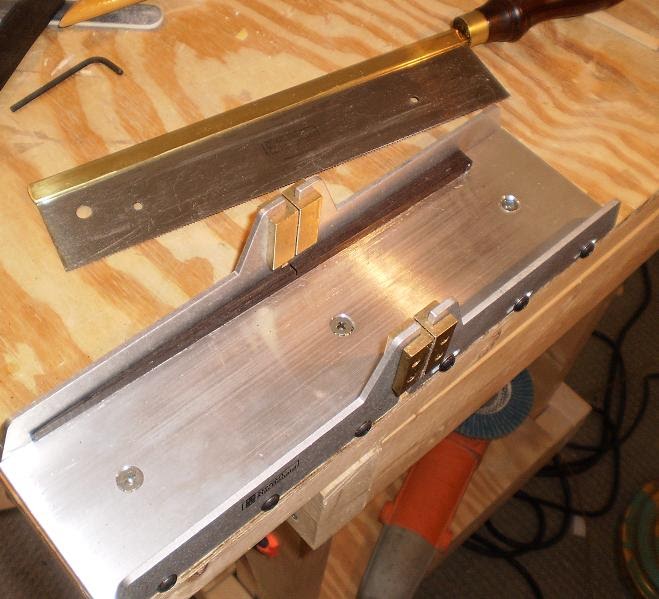 Lutherie from Scratch Slotting the Fretboard