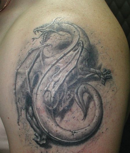 cool design 3d dragon tattoo on the left arm