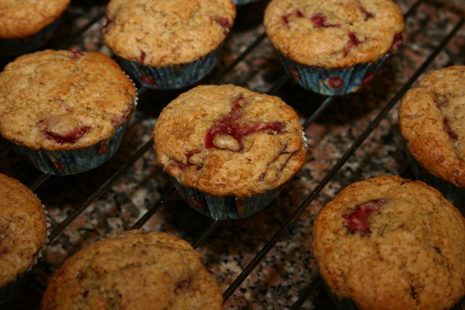 [MuffinsMorango.JPG]