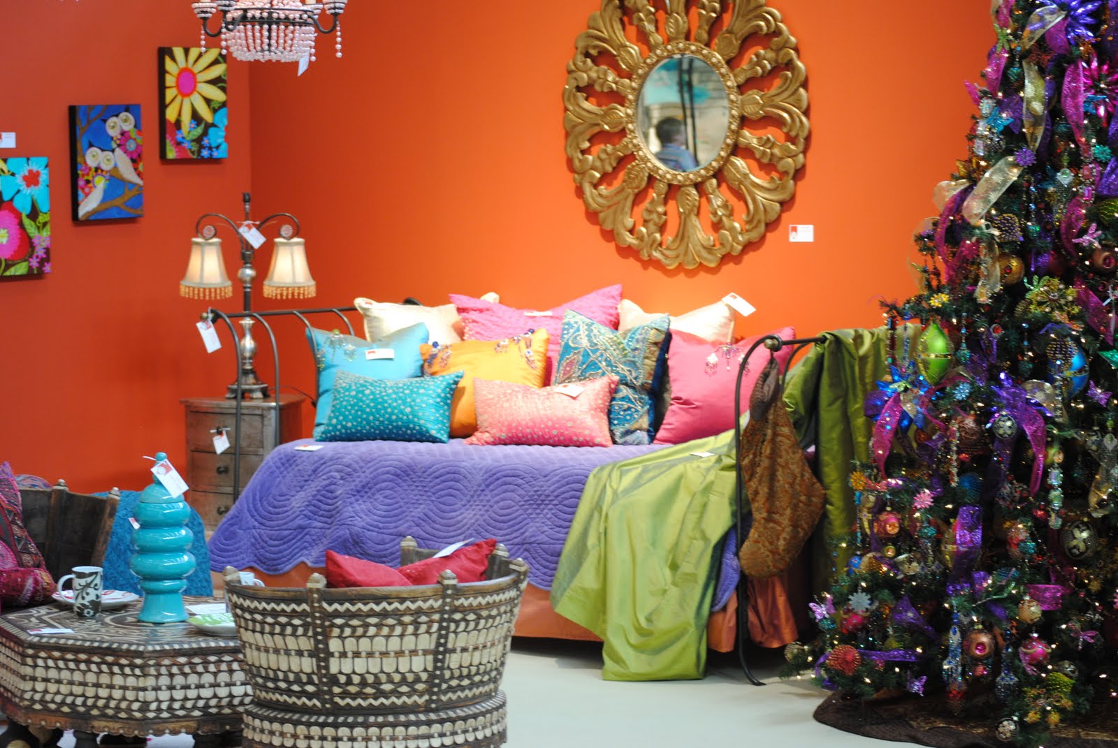 LaurieAnna's Vintage Home Dallas Market Center Exhibit