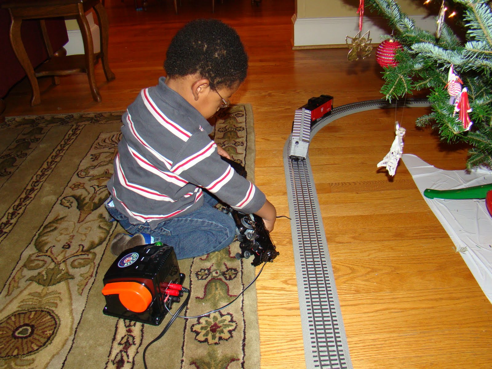 [Christmas+Decorations+017.JPG]