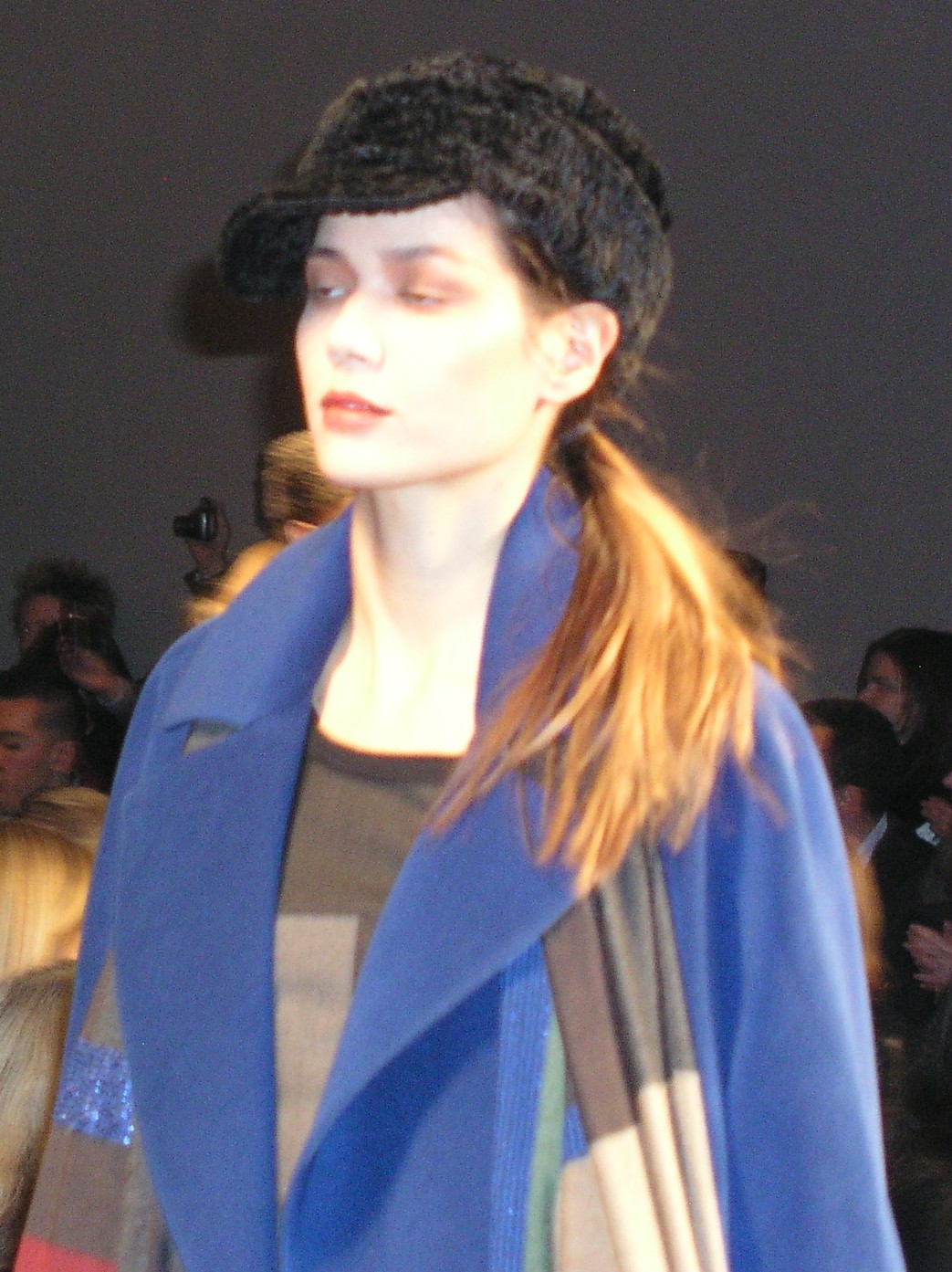 [dkny+lapis+coat+scarf+hat.JPG]