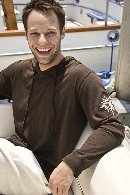 [travertine+hoodlie.jpg]