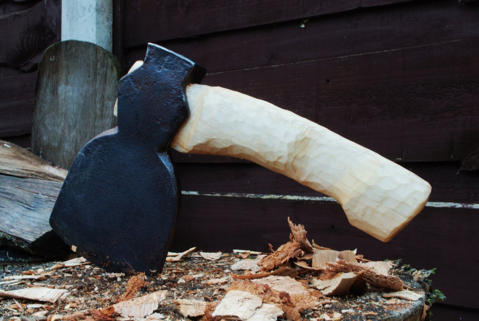 Simon Hill Green Wood Carving Short axe handle.