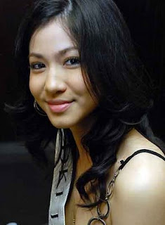 Karenina Sunny Halim Miss Indonesia 2009