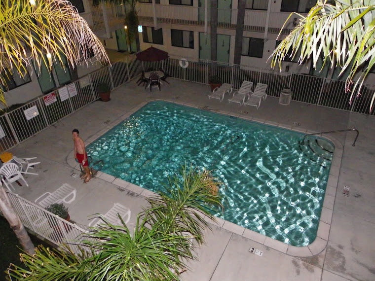 La piscine du Motel 6 a Santa Barbara - Californie